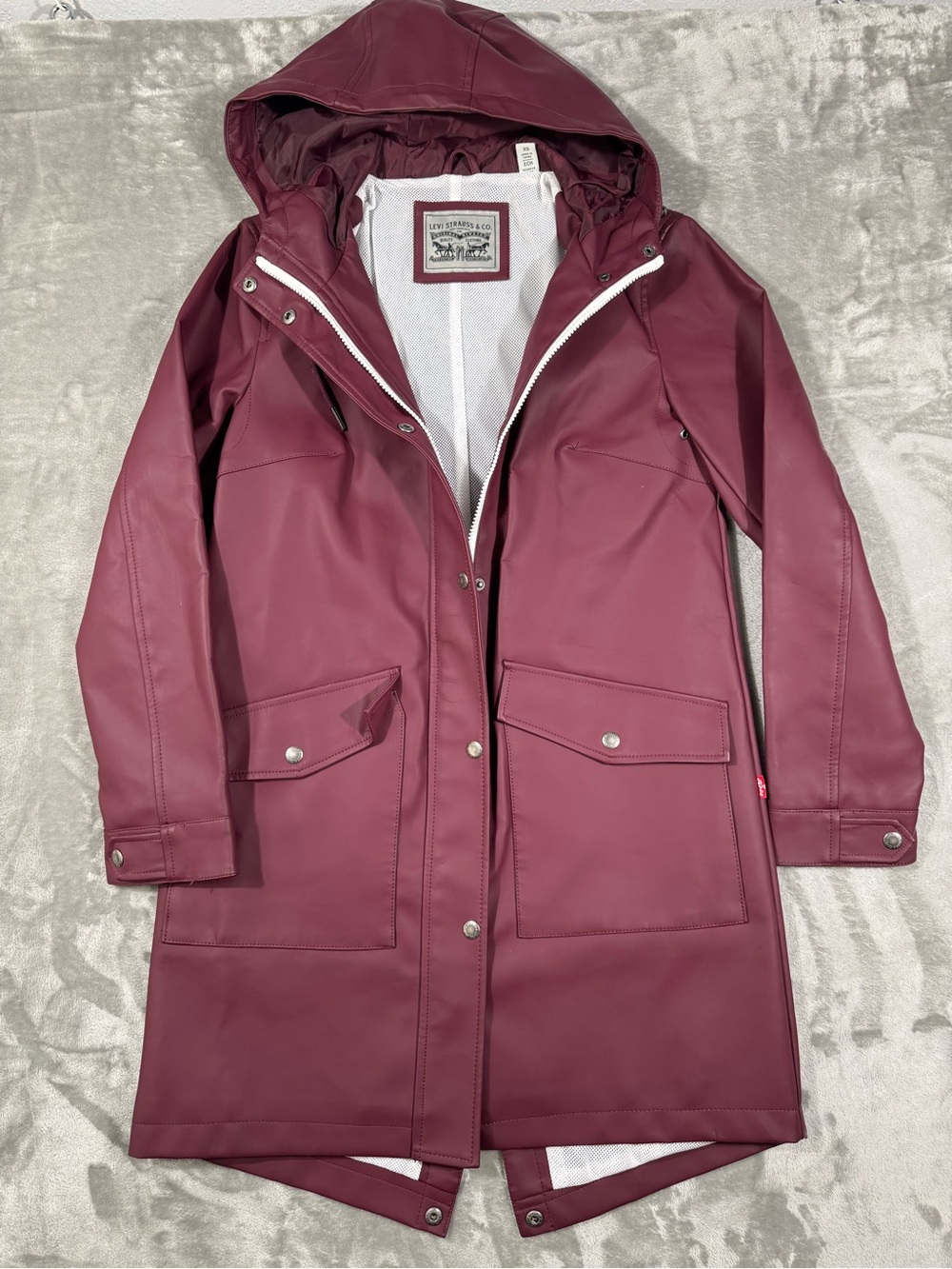 Levi's Maroon Fishtail Hooded Polyurethane Raincoat Jacket Women's XS